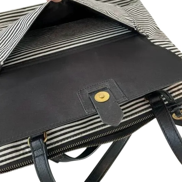 FOSSIL Kinley Shopper Black White Striped Shoulder Bag Tote Purse - Picture 6 of 16